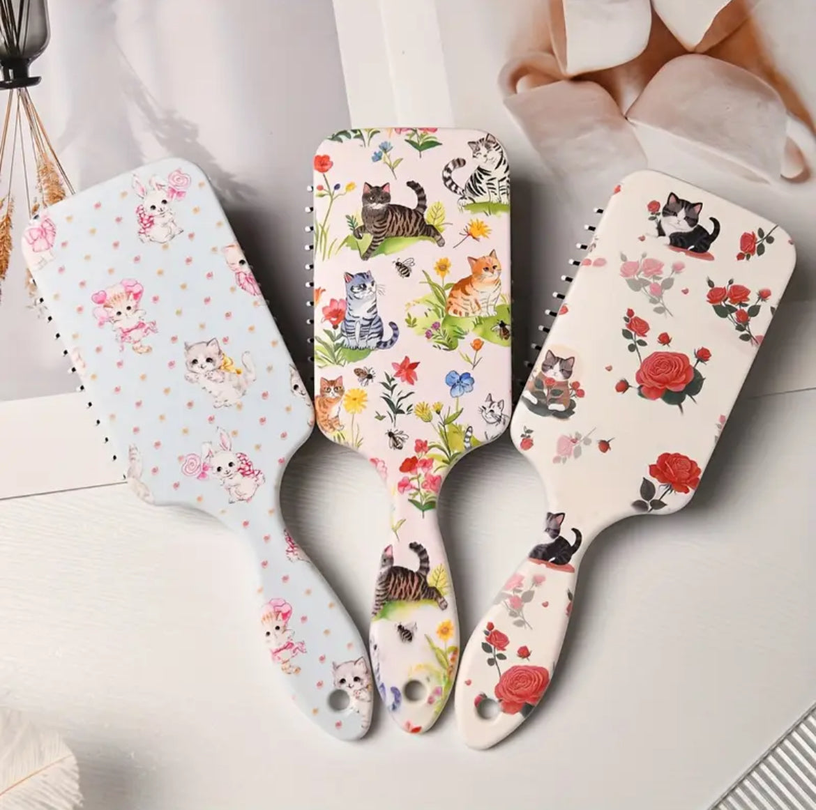 Peigne Coussin D'Air Mignon Chat Brosse À Cheveux Grandes Soies Nylon Pour Filles Anti-Static Démêlage Design Fleurs Et Chat