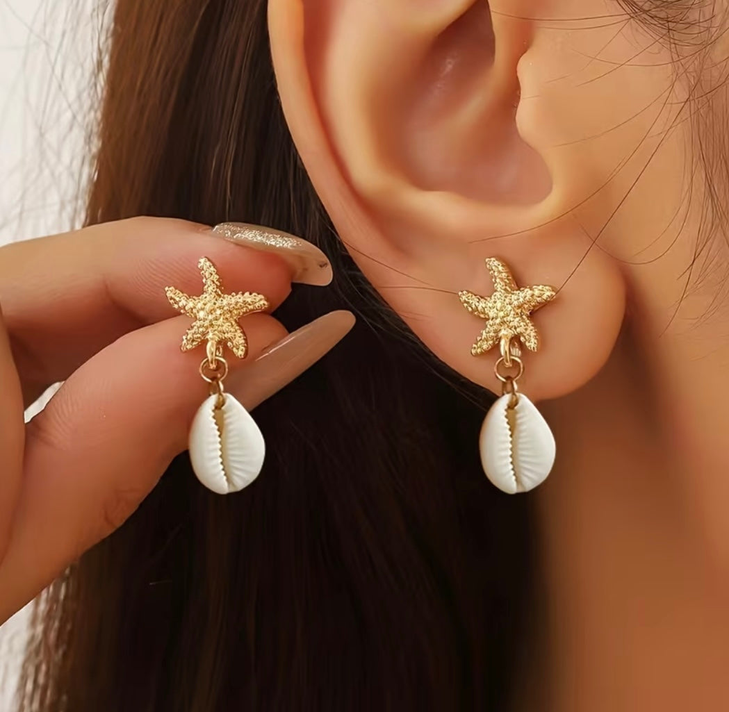 Boucles D’Oreilles Étoile De Mer & Coquillage Dorées