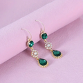 Boucles D'Oreilles Longues Et Brillantes En Zircone Verte
