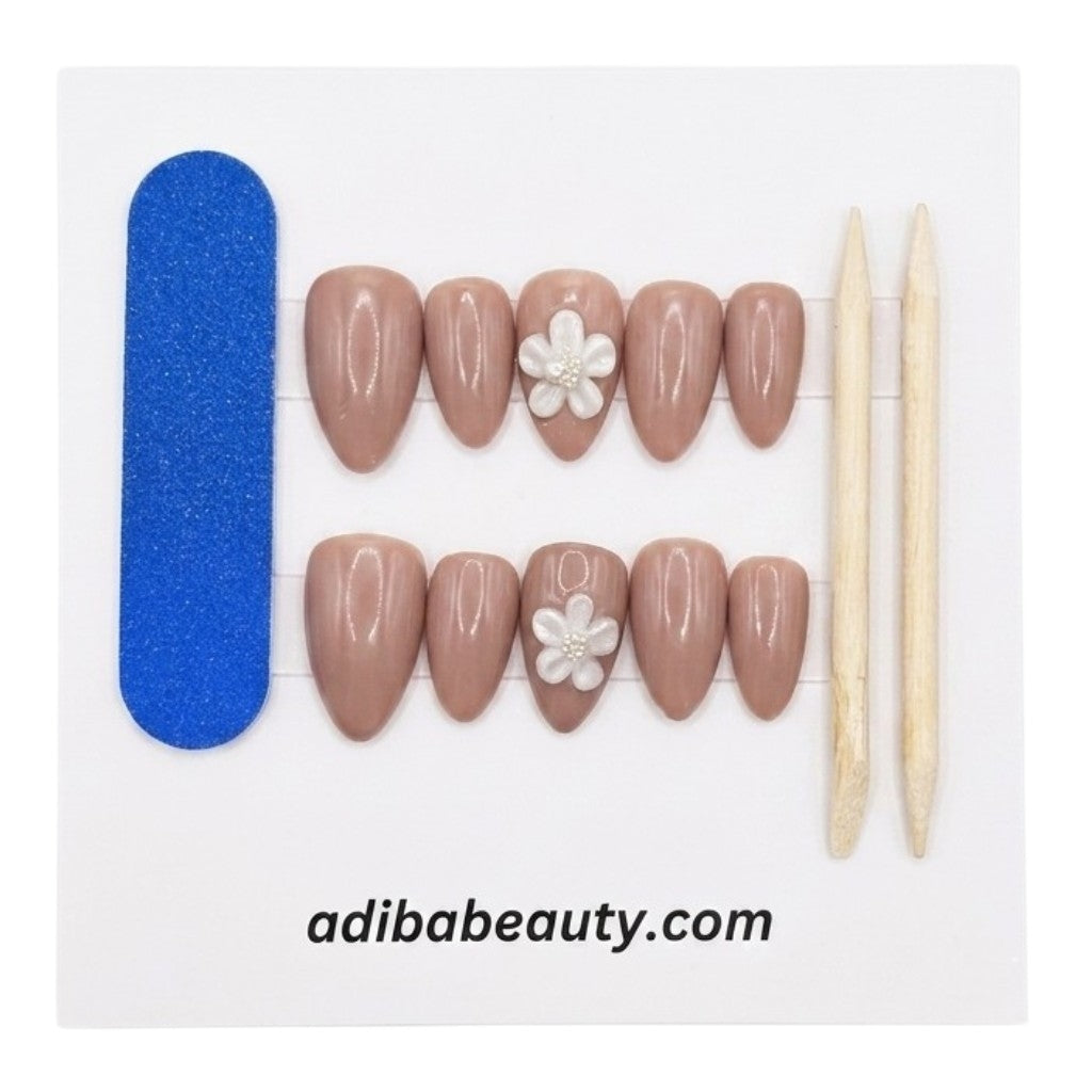 So Natural Better Than Your Own 10 Pièces Faux Ongles Design