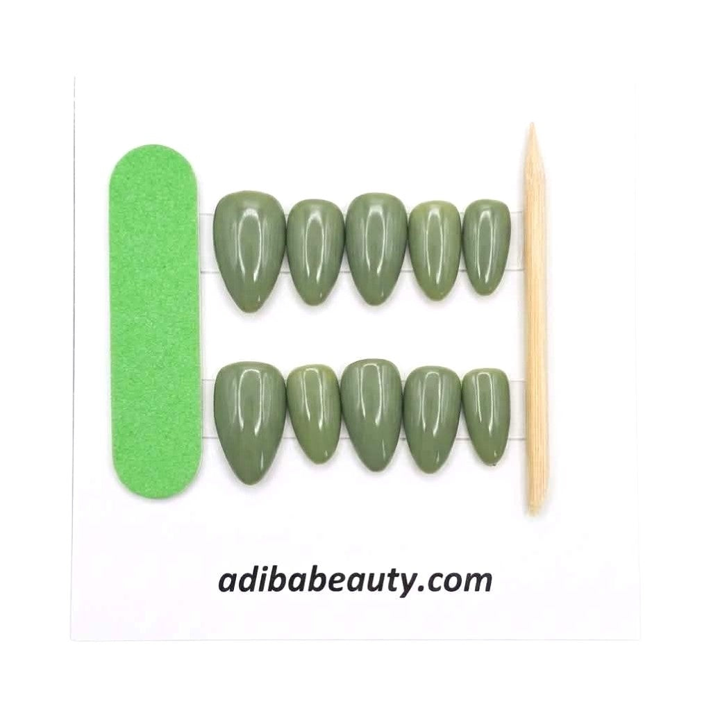 So Natural Better Than Your Own 10 Pièces Faux Ongles Design